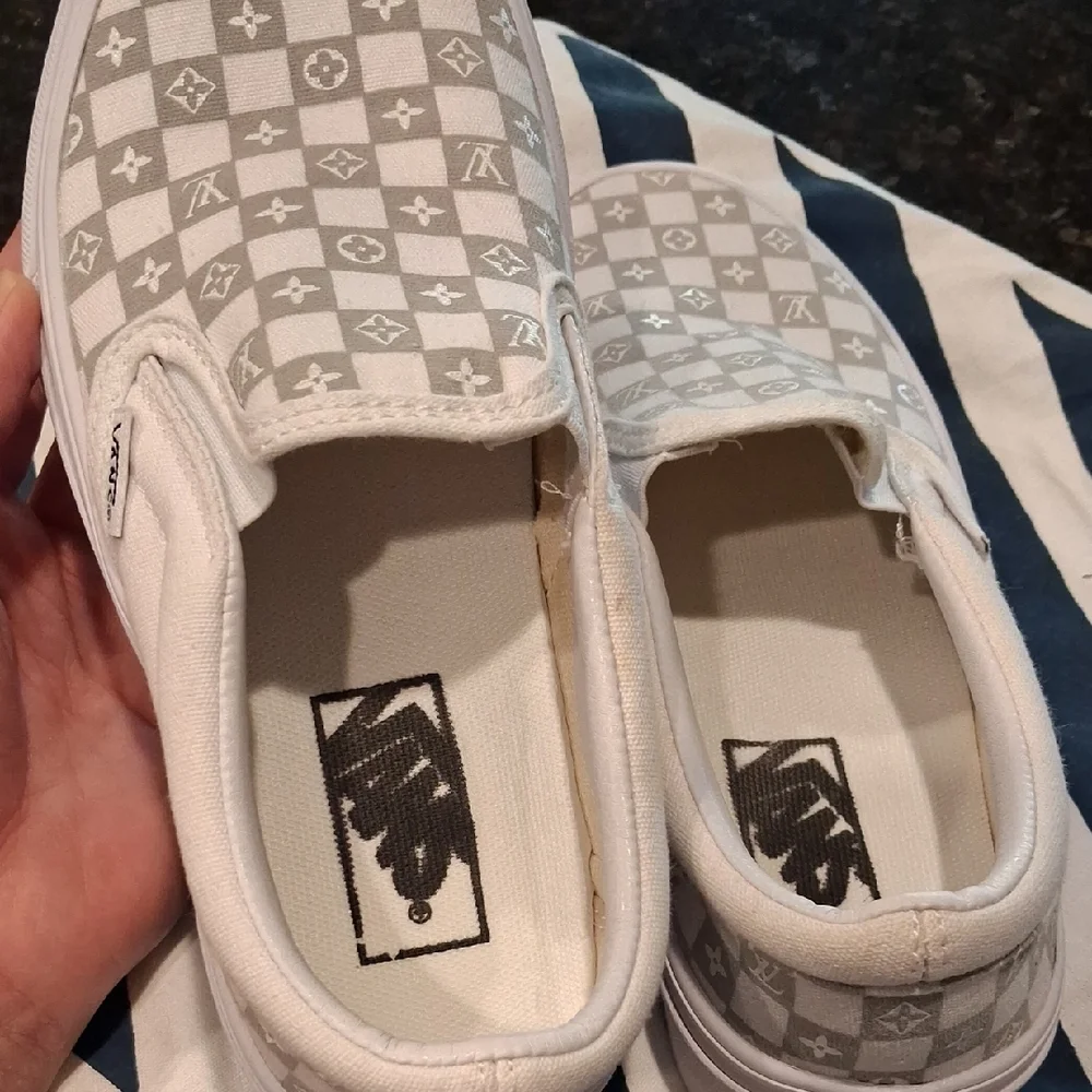 Vans White and Gray Slip-On Shoes - Picture 4 of 4